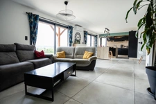Maison 5 pièces - 137 m² - SAINT MAURICE (63270) - 405 000 euros