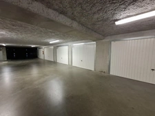 Appartement T2 avec balcon, garage double et place de parking privative – Cournon d’Auvergne (63800) - 138 000 euros