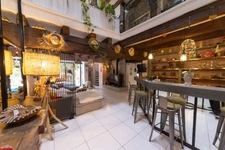 Maison coup de cœur avec piscine - 5 Suites - 445 m² - Villerest (42300) – 650 000 euros
