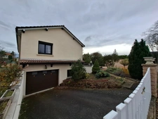 Maison familiale avec dépendance – 144 m² habitables – Terrain 835 m² – La Sauvetat (63730) - 344 000 euros