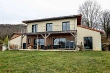 Maison 5 pièces - 137 m² - SAINT MAURICE (63270) - 405 000 euros