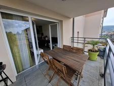 Appartement T2 avec balcon, garage double et place de parking privative – Cournon d’Auvergne (63800) - 138 000 euros