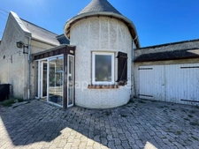 Maison de caractère  entièrement rénovée 3 chambres habitable de plain pied 