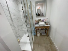 Maison de caractère  entièrement rénovée 3 chambres habitable de plain pied 