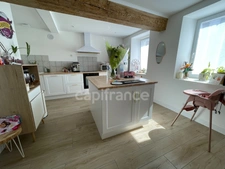 Maison de caractère  entièrement rénovée 3 chambres habitable de plain pied 