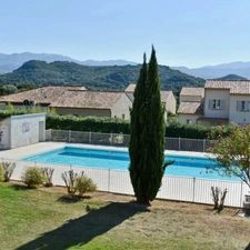 OLETTA (20) Appartement à vendre 3 pièces 47m²  traversant en duplex avec piscine collective.
