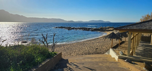 LUMIO - Maison à vendre de 125m2 sur 11.000m2 de terrain VUE SPLENDIDE SUR LE GOLFE DE CALVI