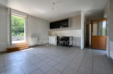 Maison en limite de campagne - 6 Pièces - Hauteurs de Givors - Divisée en 2 appartements - Potentiel locatif 