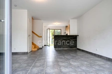 MILLERY – Maison Contemporaine T4 : Confort, Modernité et Luminosité avec jardin et garage