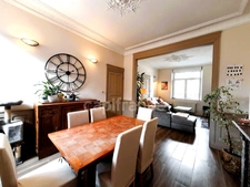 Albert – Élégante maison bourgeoise de 230 m² avec garage, cave et extérieur sans vis-à-vis