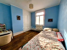 Albert – Élégante maison bourgeoise de 230 m² avec garage, cave et extérieur sans vis-à-vis