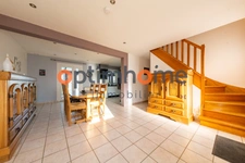 Maison traditionnelle sur sous-sol de 1997, sur une parcelle de 1286 m².