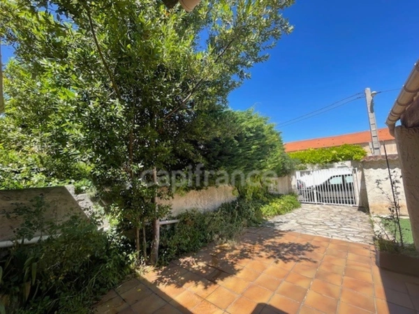 MARSEILLE 9EME Maison Mitoyenne à vendre 5 pièces 650 000 EUROS, 184m2 au sol, 166m2 carrez, 120M2 TERRAIN