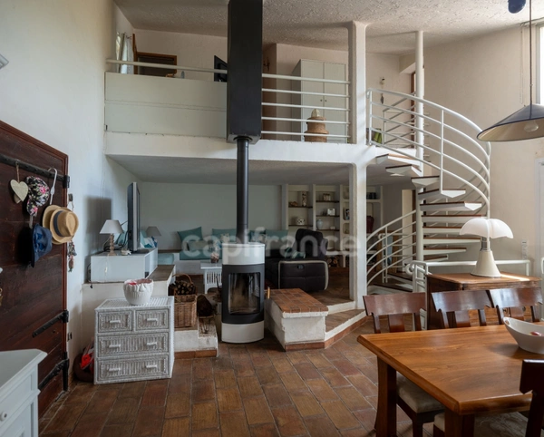Var (83), à vendre LA CROIX VALMER MAISON T7 de 157 m² Piscine VUE MER, ILES ET COLLINES sur golfe de ST TROPEZ