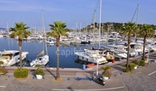 CAVALAIRE, Grand T2 48 m²+ Terrasse 10M2, 3e étage lumineux, ascenseur 240 000 Euros 