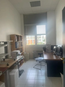 MARSEILLE 12E ARR à vendre Plateau local/bureaux PMR 207m2 + Terrasse SAINT BARNABE VILLAGE 840 000 EUROS
