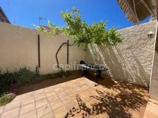 MARSEILLE 9EME Maison Mitoyenne à vendre 5 pièces 650 000 EUROS, 184m2 au sol, 166m2 carrez, 120M2 TERRAIN