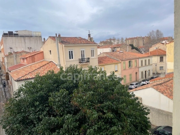 MARSEILLE 10e Arrt à vendre STUDIO LOUE 22m2 85000 Euros