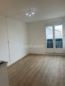 MARSEILLE 10e Arrt à vendre STUDIO LOUE 22m2 85000 Euros