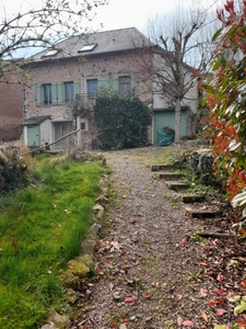 AUTUN (71) - Stone house 165 m2 - 7 rooms (4 bedrooms) - garage - workshop - LAND 1165 m2
