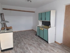 Maison à Cussy en Morvan  de 136 m2 - 8 pièces - diverses dépendances - terrain 1182 m2