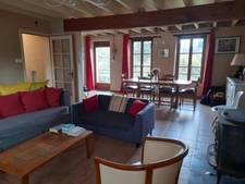 AUTUN (71) - Stone house 165 m2 - 7 rooms (4 bedrooms) - garage - workshop - LAND 1165 m2