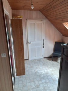 Maison à Cussy en Morvan  de 136 m2 - 8 pièces - diverses dépendances - terrain 1182 m2