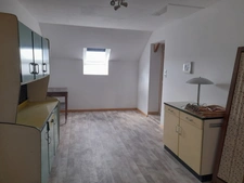 Maison à Cussy en Morvan  de 136 m2 - 8 pièces - diverses dépendances - terrain 1182 m2