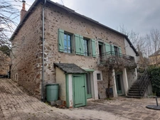 AUTUN (71) - Stone house 165 m2 - 7 rooms (4 bedrooms) - garage - workshop - LAND 1165 m2