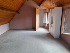 Maison à Cussy en Morvan  de 136 m2 - 8 pièces - diverses dépendances - terrain 1182 m2