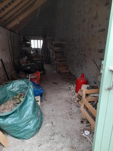 AUTUN (71) - Stone house 165 m2 - 7 rooms (4 bedrooms) - garage - workshop - LAND 1165 m2