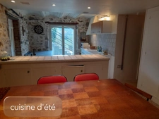 AUTUN (71) - Stone house 165 m2 - 7 rooms (4 bedrooms) - garage - workshop - LAND 1165 m2