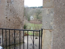 AUTUN (71) - Stone house 165 m2 - 7 rooms (4 bedrooms) - garage - workshop - LAND 1165 m2