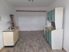 Maison à Cussy en Morvan  de 136 m2 - 8 pièces - diverses dépendances - terrain 1182 m2