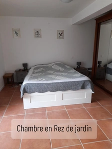 AUTUN (71) - Stone house 165 m2 - 7 rooms (4 bedrooms) - garage - workshop - LAND 1165 m2