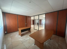 IMMEUBLE DE BUREAUX INDÉPENDANT 701 m² - MONTPELLIER PARC 2000 - FORT RENDEMENT