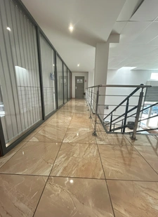 IMMEUBLE DE BUREAUX INDÉPENDANT 701 m² - MONTPELLIER PARC 2000 - FORT RENDEMENT