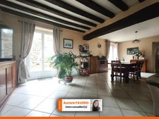 Charme de la pierre et quiétude à Héloup, maison de 120 m², 3 chambres. 