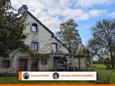 VENTE INTERACTIVE Authentique Logis du XVIe siècle grange de 200 m² parc verger de 4 000 m² Entre Mortagne-au-Perche et Le Mêle