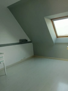 Maison chaleureuse de 98.74 M2 dotée de 4 chambres  avec terrain arboré et structuré avec terrasse exposition Sud-Ouest