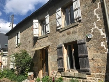Maison à vendre 7 pièces centre bourg ROYERE DE VASSIVIERE (23)