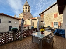 Maison à vendre 7 pièces CHAURIAT (63)