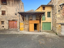 Ancienne grange a finir de rénover – 114 m² – Garage + Terrasse – Chauriat 63117 
