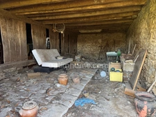 Maison à rénover avec dépendances et champ SAINT HILAIRE LA TREILLE (87)