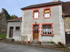 Maison ancienne avec sa grange attenante