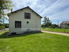 Agréable maison de campagne avec jardin et pré à CROMAC (87)