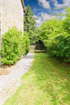 Maison 85 m² - 5 pièces - 3 Chambres - sur terrain de 365 m² - SAINT GEORGES LES LANDES (87)