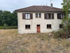 Maison familiale au calme de 96 m2 à MAILHAC SUR BENAIZE (87)