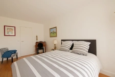 Dpt Yvelines (78), à vendre NOISY LE ROI Résidence des Princes appartement T4 de 115 m²