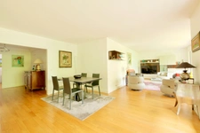 Dpt Yvelines (78), à vendre NOISY LE ROI Résidence des Princes appartement T4 de 115 m²
